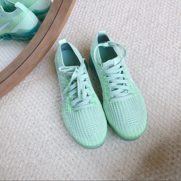 Nike air Vapormax flyknit - Picture 10 of 16